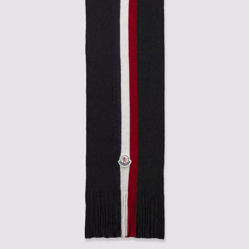 Montclair scarf